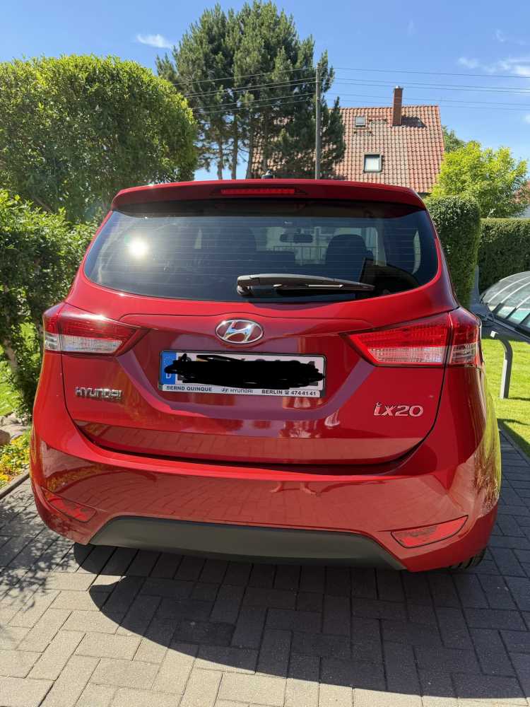 Foto Hyundai iX20 1.6 mit behindertengerechten Umbau