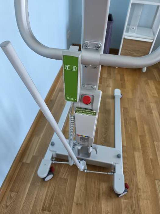 Foto Patientenlifter der schmalste und leichteste auf d