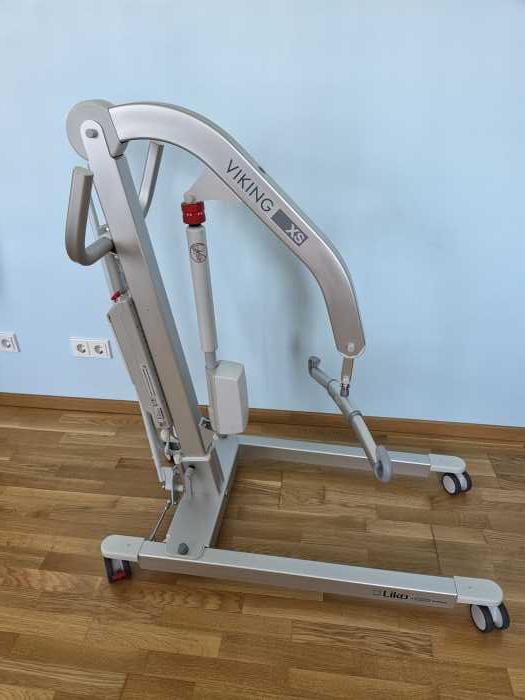 Foto Patientenlifter der schmalste und leichteste auf d