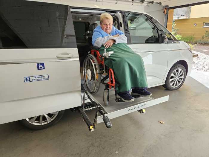Foto VW, T 7, mit Cassettenlift