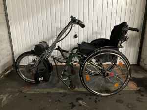 Foto Antriebsgerät SPEEDY mit Küschall-Rollstuhl