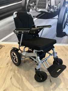 Foto Elektro Rollstuhl falbar
