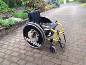 Rollstuhl und Zubehör: Pro-Activ, Taraveler Faltrollstuhl