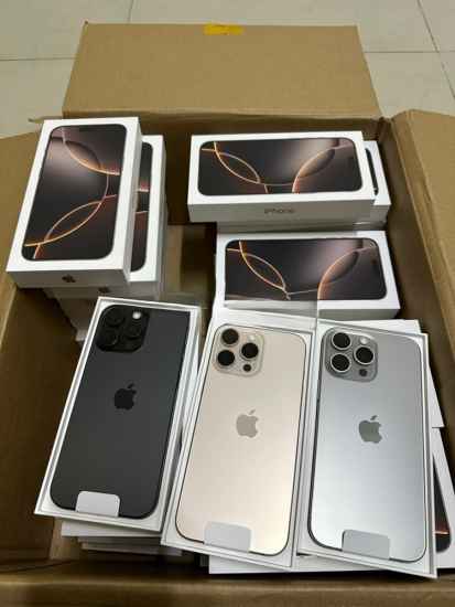 Foto Apple iPhone 16 Pro Max, iPhone 16 Pro, iPhone 16,