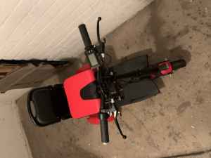 Behindertengerechtes Auto: Mobot Seniorenmobil
