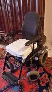 Foto E-Rollstuhl Karma Leon