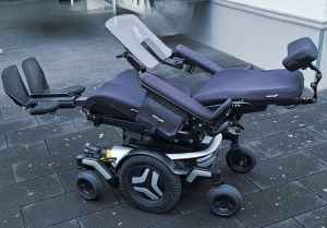 Rollstuhl und Zubehör: Elektrorollstuhl Permobil M Corpus VS Premium