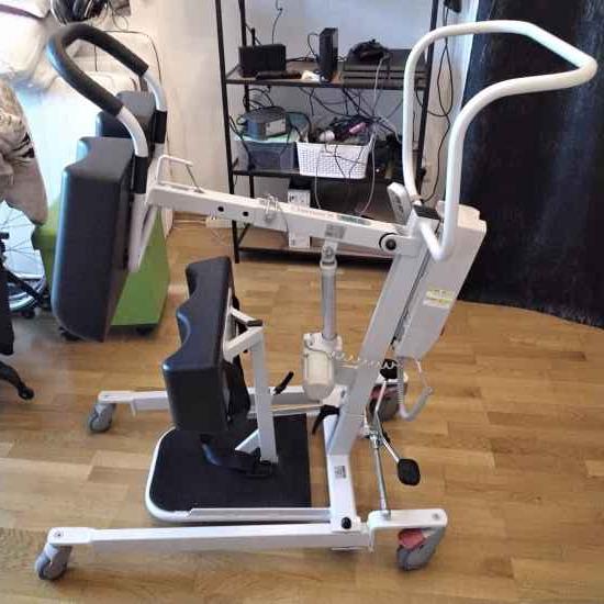 Foto Aufstehhilfelifter