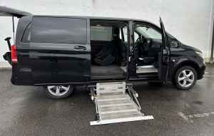 Foto Mercedes-Benz Vito umgebaut für Rollstuhl