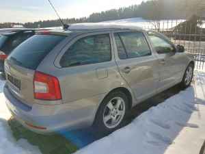 Behindertengerechtes Auto: Skoda Ocatvia II EDAG Ladesystem Multima Handbetri