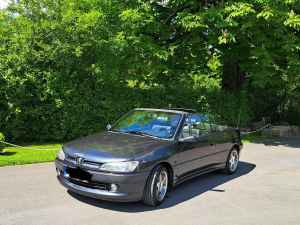 Foto Umgebauter Peugeot 306 Cabrio für Selbstfahrer