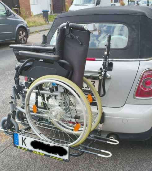 Behindertengerechtes Auto: Mini Cooper Cabrio XXL Ausst.