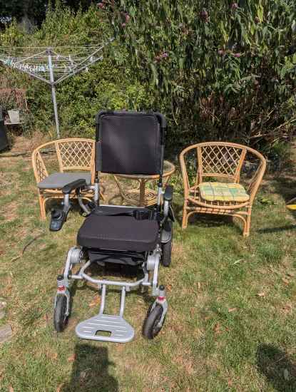 Hilfsmittel: Elektrischer Rollstuhl