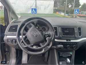 Behindertengerechtes Auto: Seat Alhambra 4Drive m. Rausch Technik Ladeboy S2
