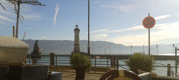 Foto Lindauer Hafen mit Leuchtturm und Löwe